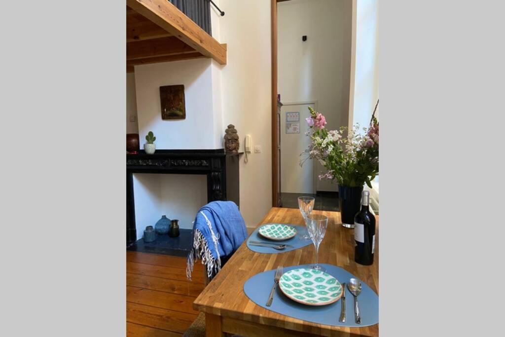 Duplex In Historical Centre With Private Courtyard Daire Anvers Dış mekan fotoğraf
